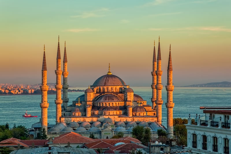 Mediterranean Travel: Blue mosque in Istanbul, Turkey