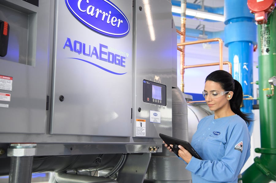 Carrier AquaEdge Chiller with Service Technician