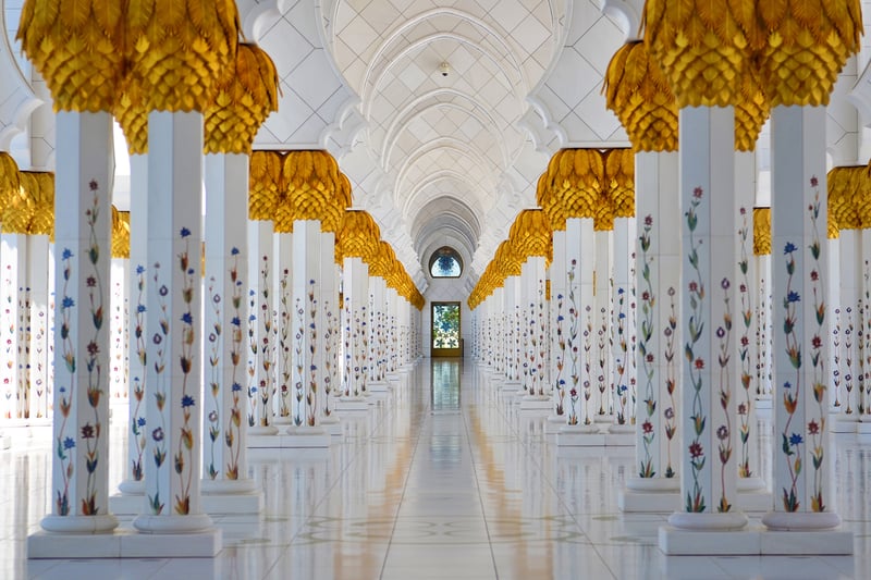 Traveling the Middle East: Grand Mosque Sheikh Zayed
